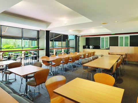 Mercure Sydney Manly Warringah - Gold Coast 4U 4