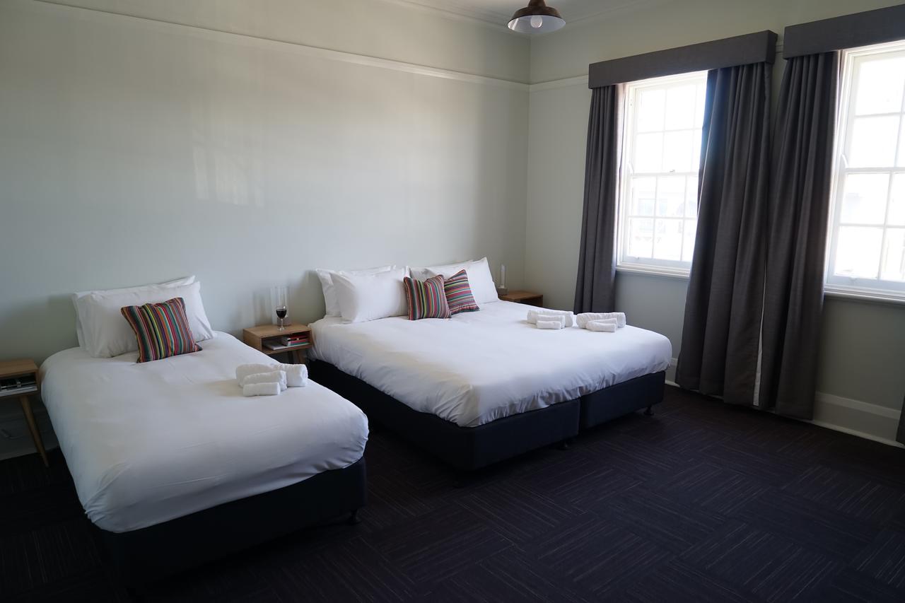Camellia NSW Gold Coast 4U