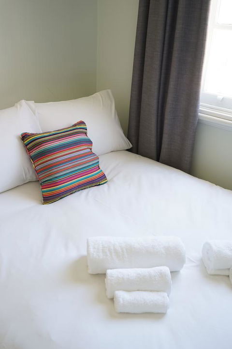 Rosehill Hotel - Gold Coast 4U 22