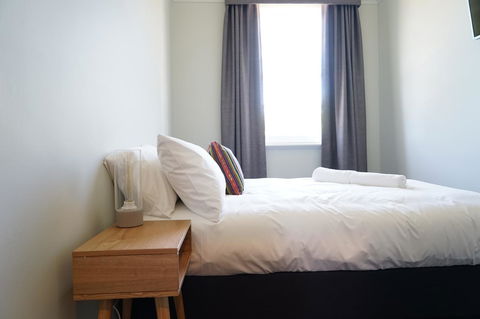 Rosehill Hotel - Gold Coast 4U 30