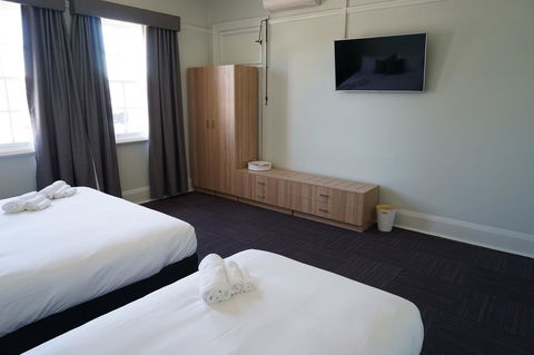 Rosehill Hotel - Gold Coast 4U 38