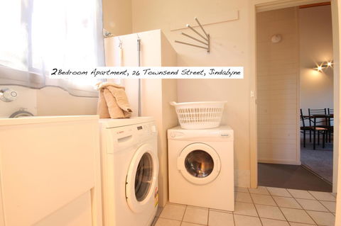 Full Circle Apartments - Accommodation Gold Coast 29