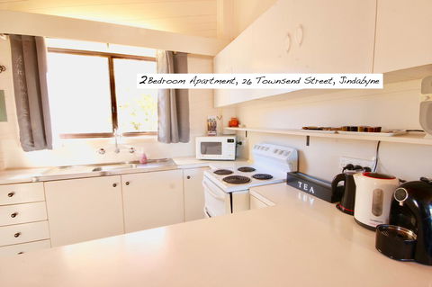 Full Circle Apartments - Accommodation Gold Coast 28