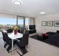 The Junction Palais - Modern and Spacious 2BR Bondi Junction Apartment Close to Everything - Gold Coast 4U