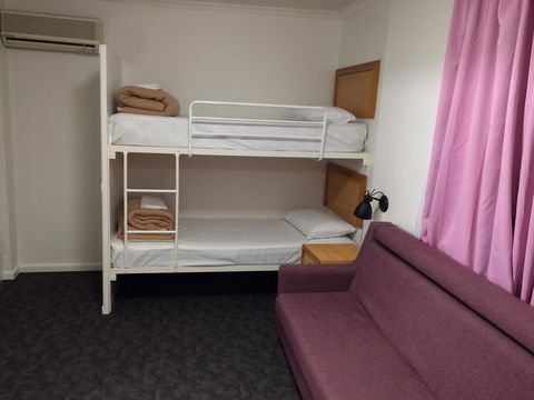 Edgecliff Lodge Motel - Gold Coast 4U 18