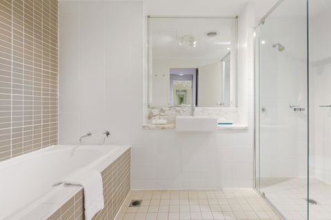 Sage Hotel Wollongong - Gold Coast 4U 5