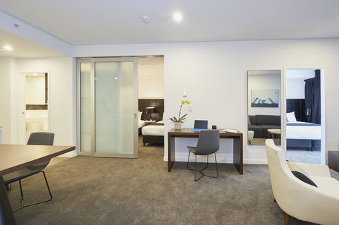 Silkari Suites At Chatswood - Gold Coast 4U 6