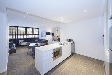Silkari Suites At Chatswood - Gold Coast 4U 8