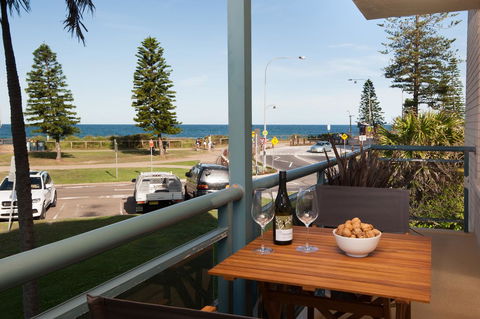 Waterview Beach Apartment - Accommodation Gold Coast 13