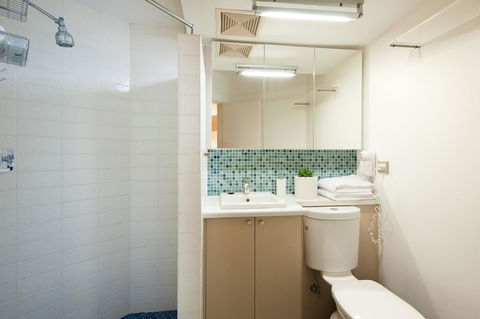 Waterview Beach Apartment - Accommodation Gold Coast 11
