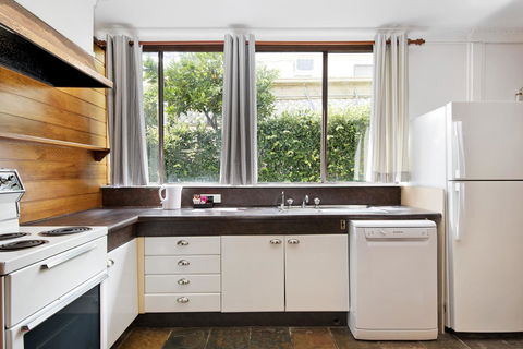 Designer Studios Manly - Gold Coast 4U 15