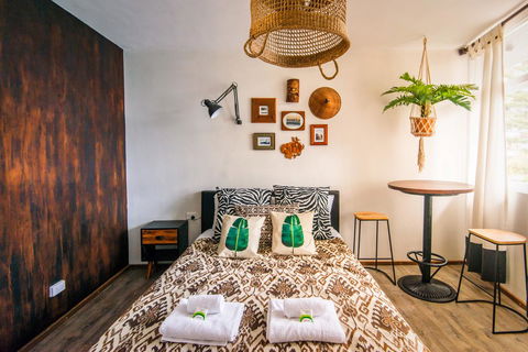 Designer Studios Manly - Gold Coast 4U 24