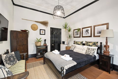 Designer Studios Manly - Gold Coast 4U 19