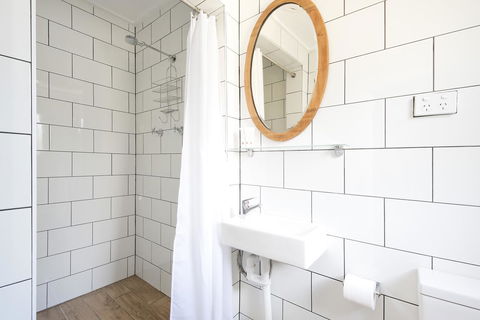 Designer Studios Manly - Gold Coast 4U 34