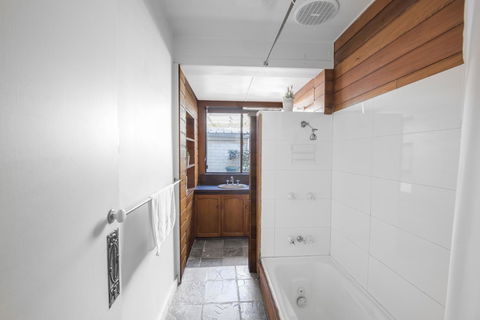 Designer Studios Manly - Gold Coast 4U 9