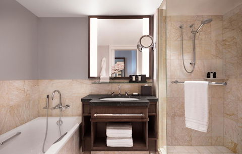 Four Seasons Hotel Sydney - Accommodation Gold Coast 5