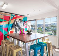 Mad Monkey Coogee Beach - Gold Coast 4U