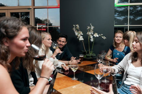 Mad Monkey Hostel Coogee Beach - Gold Coast 4U 20