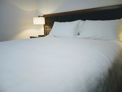 Winning Post Motor Inn - Gold Coast 4U 1
