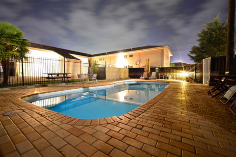 Winning Post Motor Inn - Gold Coast 4U 0