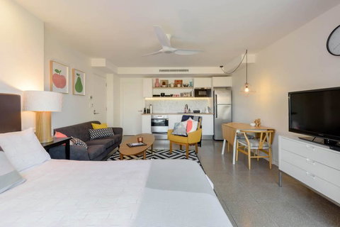 Scandi Beach Apartment - 1 Gold Coast 8