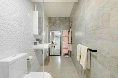 Scandi Beach Apartment - 1 Gold Coast 10