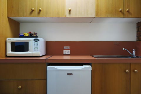 Summerhill Motor Inn - Accommodation Gold Coast 17