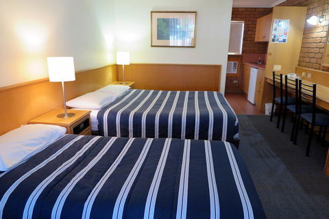 Summerhill Motor Inn - Accommodation Gold Coast 37