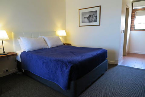 Summerhill Motor Inn - Accommodation Gold Coast 6