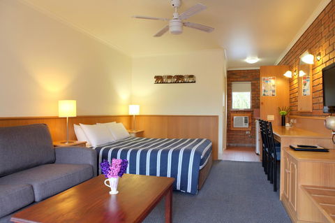 Summerhill Motor Inn - Accommodation Gold Coast 14