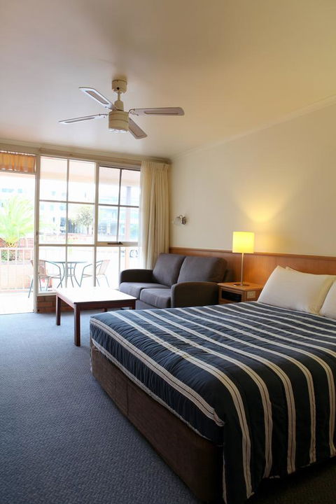 Summerhill Motor Inn - Accommodation Gold Coast 33