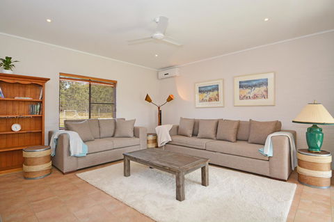 JE Guesthouse, Central To All The Hunter Valley Has To Offer - Accommodation Gold Coast 2
