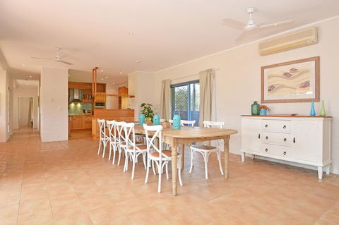 JE Guesthouse, Central To All The Hunter Valley Has To Offer - Accommodation Gold Coast 7