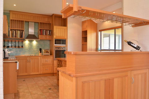JE Guesthouse, Central To All The Hunter Valley Has To Offer - Accommodation Gold Coast 11
