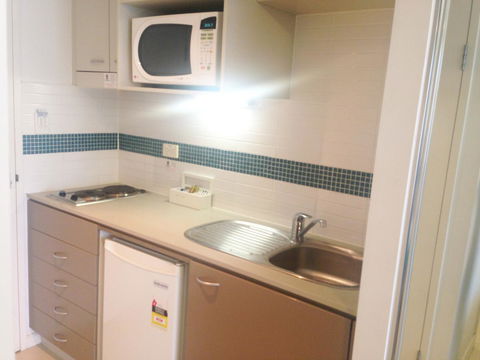 BASE Holidays - Ettalong Beach Premium Apartments - Gold Coast 4U 23