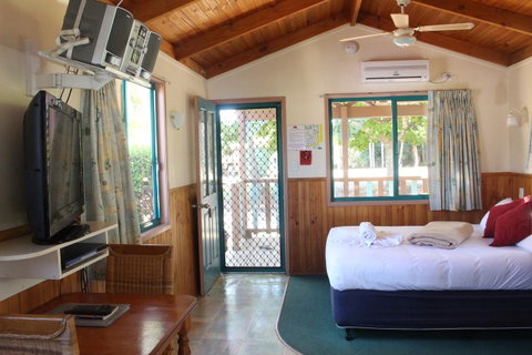 Lani\'s Holiday Island - Accommodation Gold Coast 9