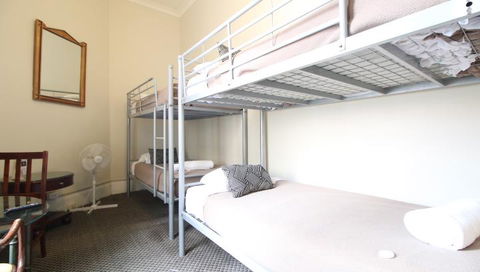 Woolbrokers Hotel - Gold Coast 4U 2