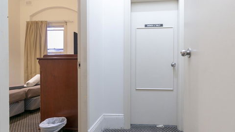 Woolbrokers Hotel - Gold Coast 4U 29