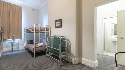 Woolbrokers Hotel - Gold Coast 4U 9