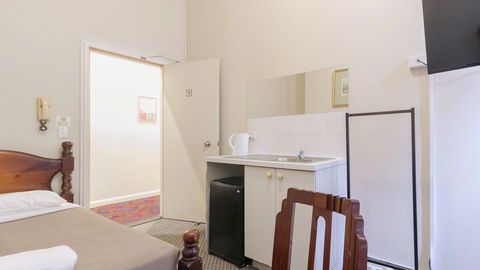 Woolbrokers Hotel - Gold Coast 4U 19