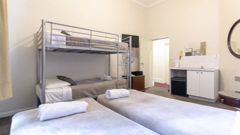 Woolbrokers Hotel - Gold Coast 4U 16