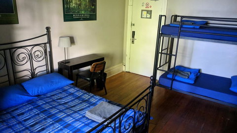 Newtown Backpackers - Accommodation Gold Coast 26