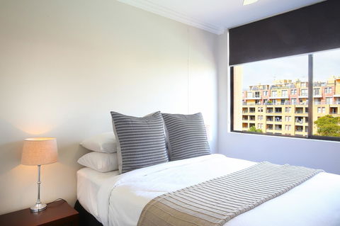 Vibrant Inner-city Living - Darling Harbour Fringe - Gold Coast 4U 4