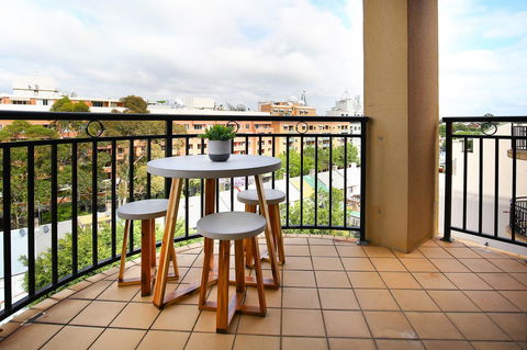 Vibrant Inner-city Living - Darling Harbour Fringe - Gold Coast 4U 1