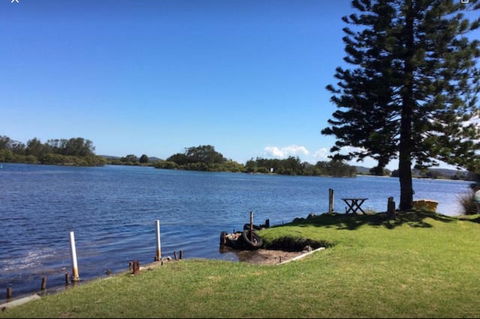 Swan Bay Hideaway - Gold Coast 4U 13