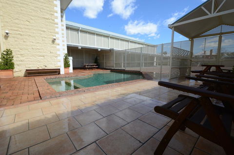 Quality Inn Ashby House Tamworth - Gold Coast 4U 24