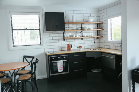 99 Hill Street Apartments - Accommodation Gold Coast 22