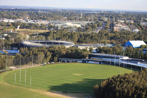 Stunning Views Sydney Olympic Park - Gold Coast 4U 28