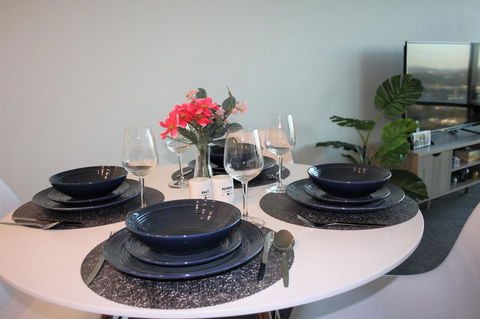 Stunning Views Sydney Olympic Park - Gold Coast 4U 2