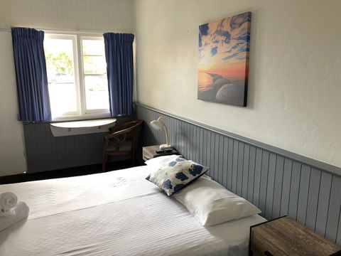 Squid\'s Ink Motel - Gold Coast 4U 28
